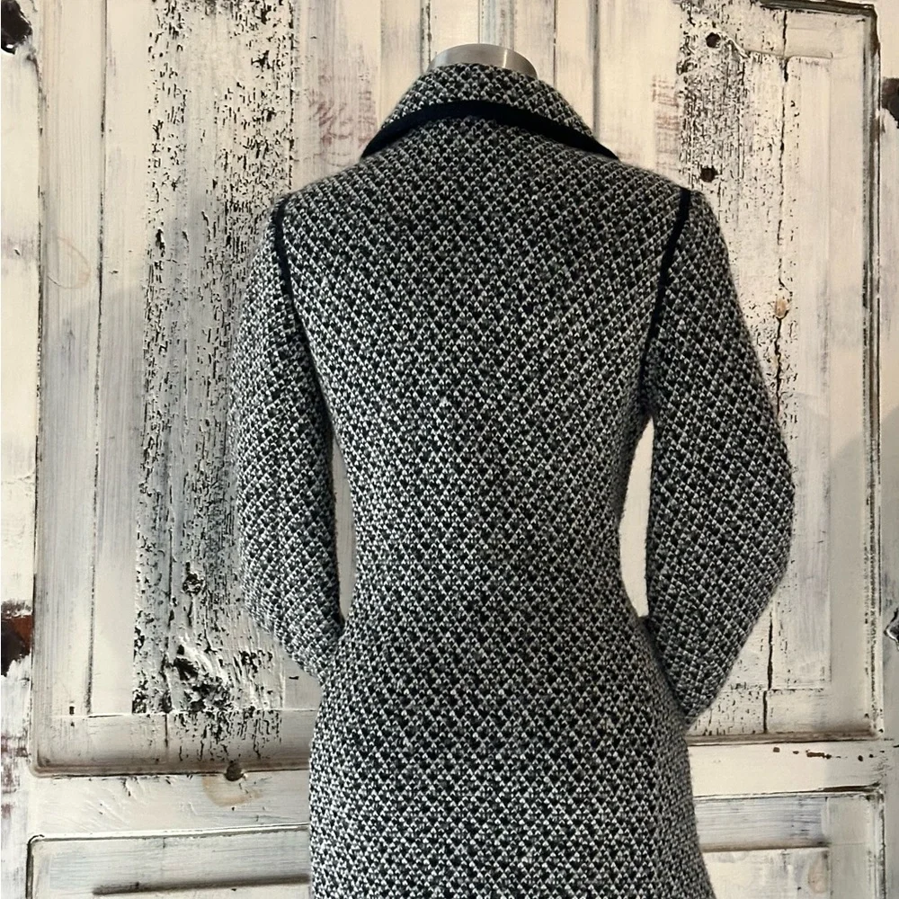 Talbots Wool Blend Black/Gray/White Long Zippered Coat Size Small - Picture 3 of 4